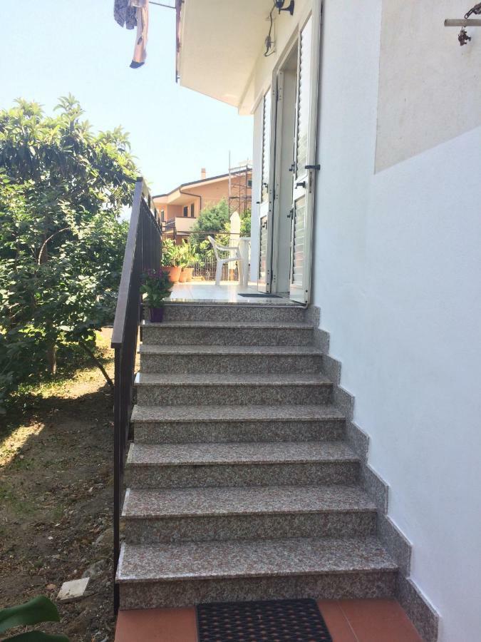 Casa Vacanze Il Gelsomino Патти Экстерьер фото